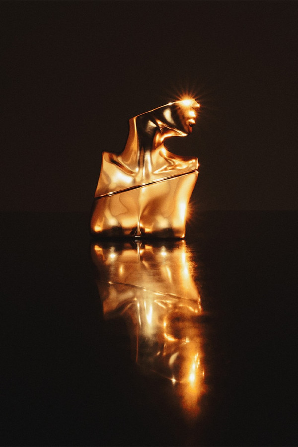 Billie Eilish Drops a Bold Version of Her Beloved Perfume