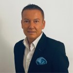 Dossier taps ex-J&J and Coty executive Stefano Curti as Executive Chairman