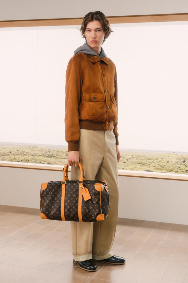 Louis Vuitton's Fall 2027 Capsule Takes Off to an English Countryside Outing
