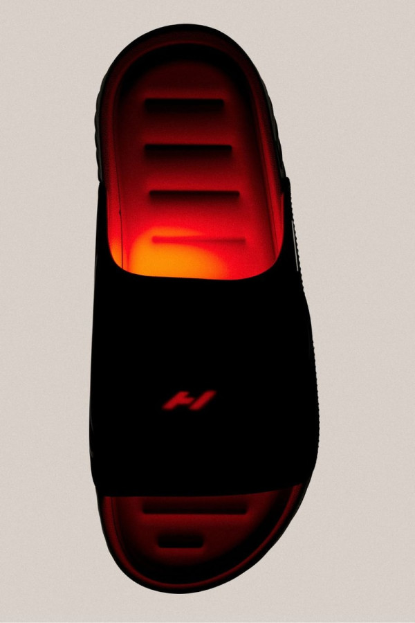 Nike and Hyperice Just Revolutionized Recovery With the New Air Zoom Hyperslide