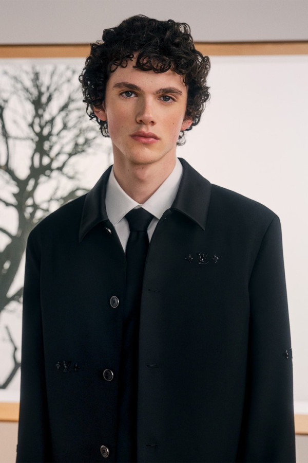 Pharrell Williams Redefines Modern Tailoring for Louis Vuitton SS27 Formal Menswear Collection