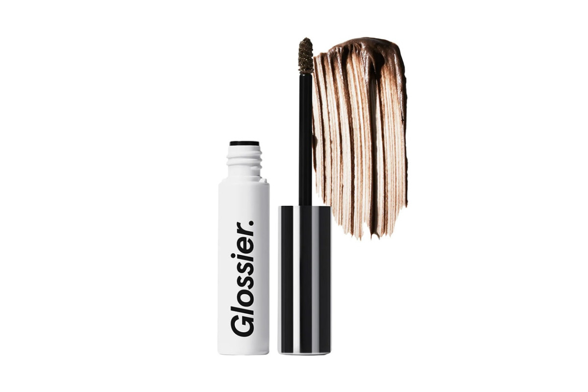 The Best Heat Wave-Proof Makeup Products to Add to Your Rotation