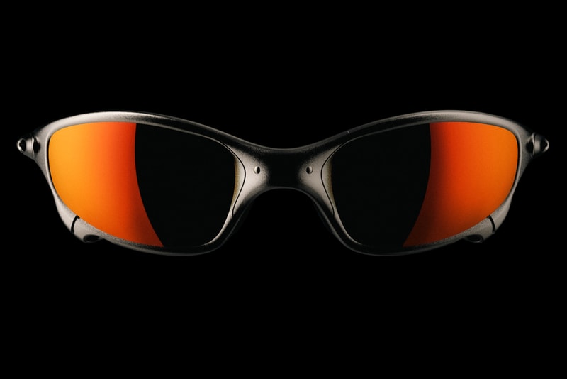 Travis Scott Revives an Icon of the Oakley Archives: The MUZM X-Metal Juliet Prototype