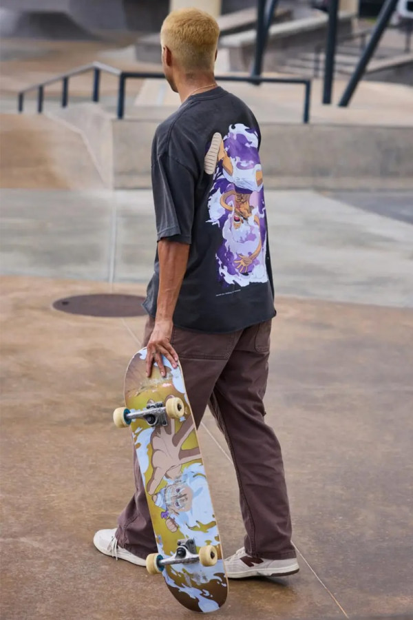 Bear Walker To Release ‘ONE PIECE’ Devil Fruit Blindbox Skate Decks