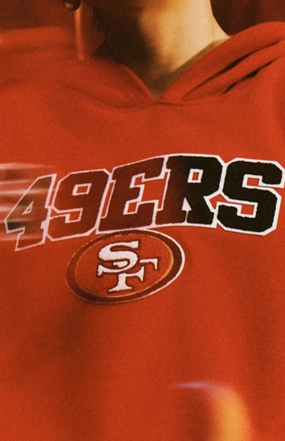 Levelwear and the NFL Take Team Colors From the Stadium to the Studio With "Beyond Sunday"