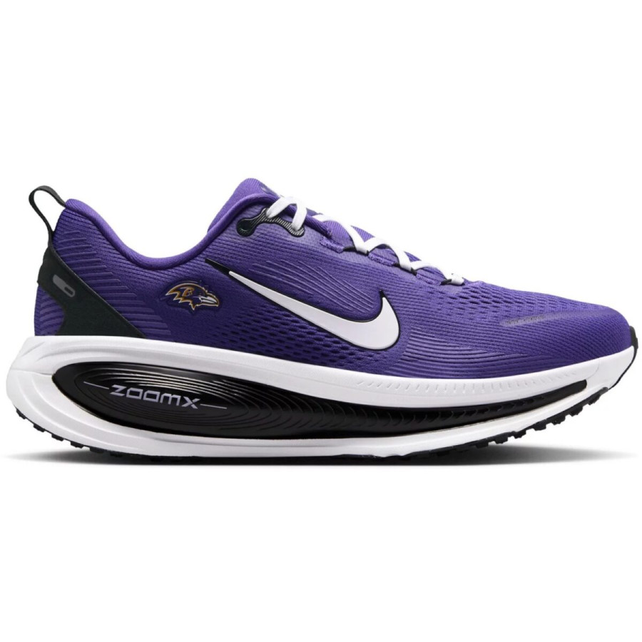 NFL Teams Take Over the Nike Vomero 18