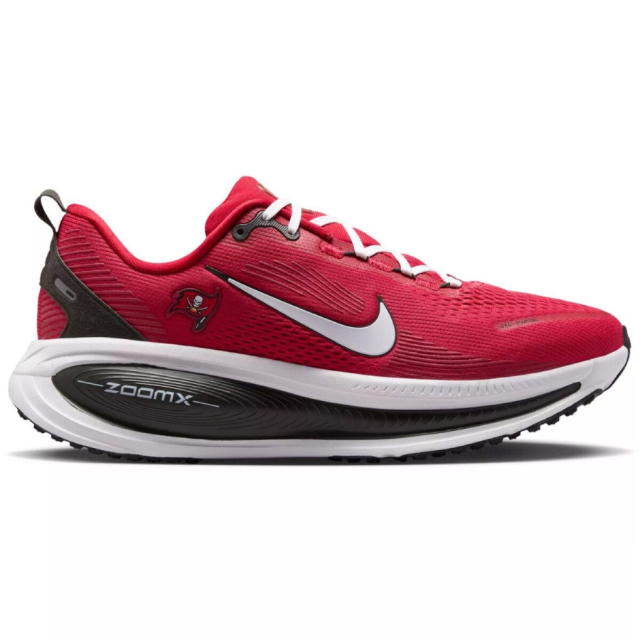 NFL Teams Take Over the Nike Vomero 18