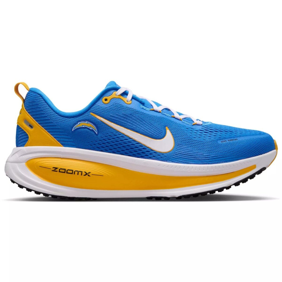 NFL Teams Take Over the Nike Vomero 18