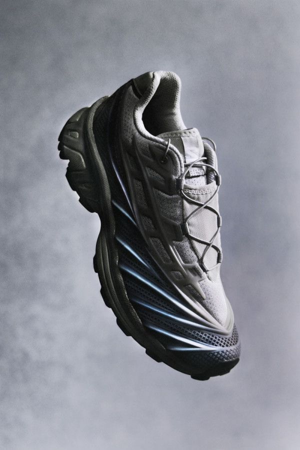 Salomon Introduces the XT-EVO Sneaker