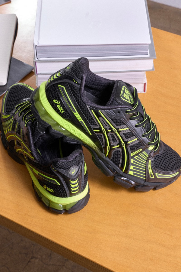 Albino & Preto x atmos x ASICS Charge the GEL-Kayano 12.1 With Volt-Inspired Energy