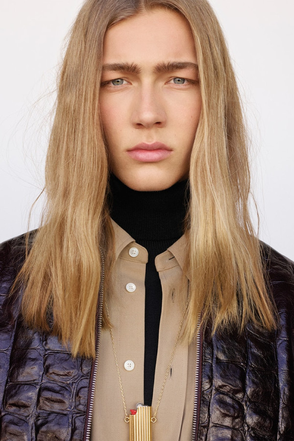 Ami Paris Celebrates Friendship and Parisian Elegance for FW26 Campaign