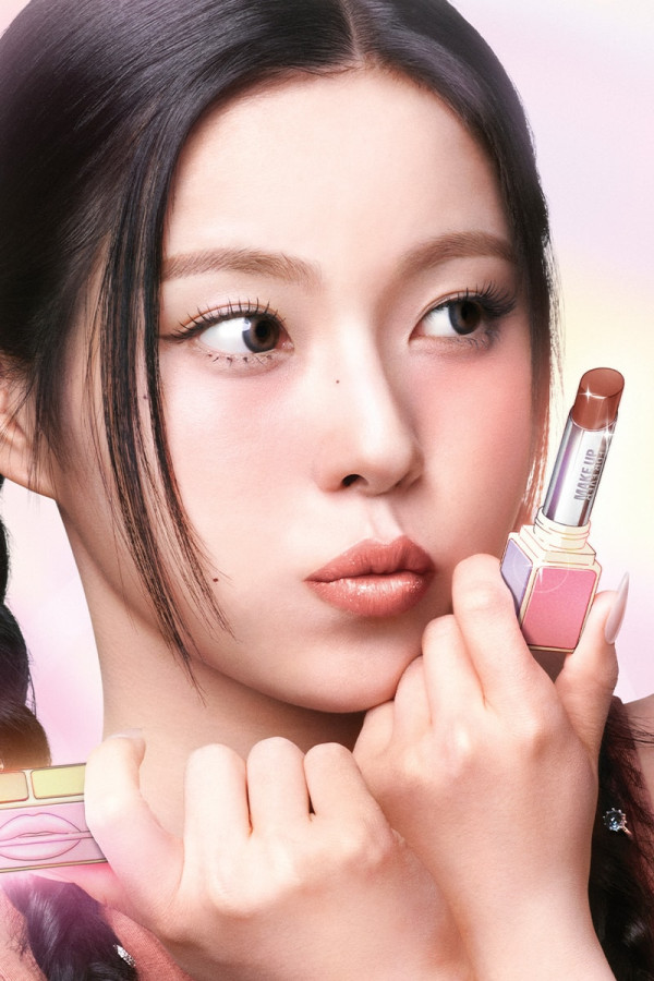 Make Up For Ever Links up With K-Pop Group NMIXX
