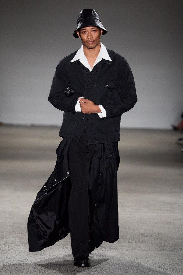 Public School SS27 'LIVING PROOF' Is a Survey of the City in Motion