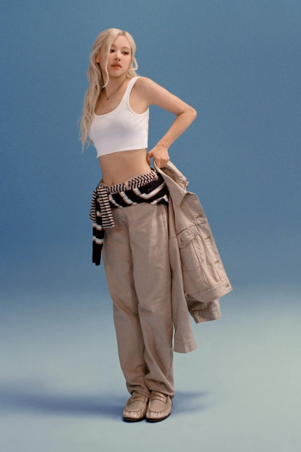 ROSÉ Styles Her Own ’Fits in Levi’s “Keep It Loose” Campaign