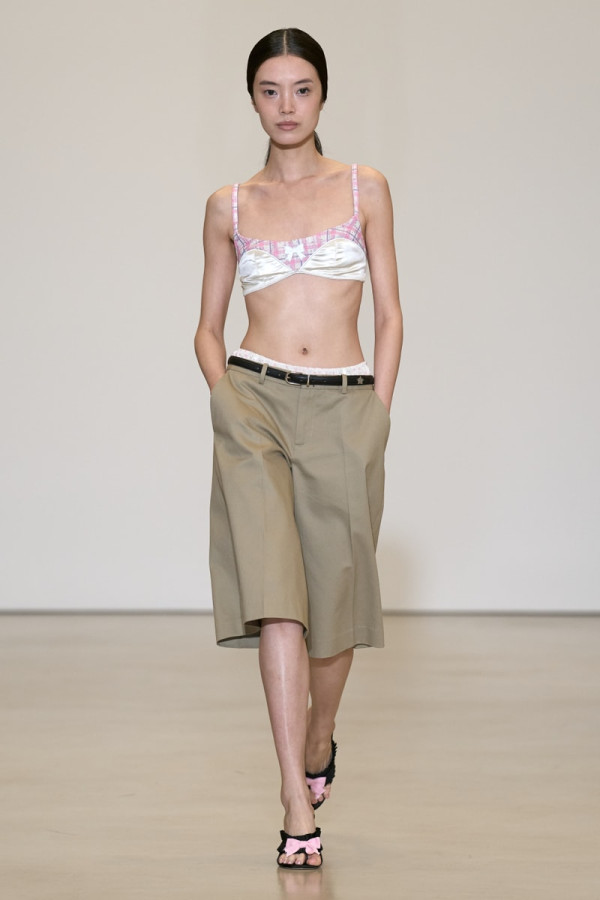 Sandy Liang SS27 Sends Ruffled Track Pants and Trompe l'Oeil Skirts to Versailles