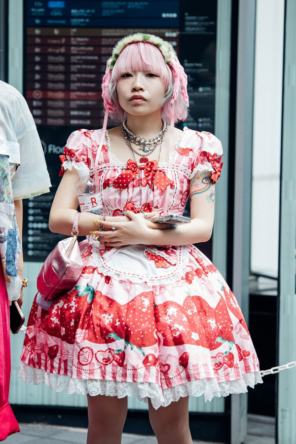 Tokyo Fashion Week SS27 Street Style