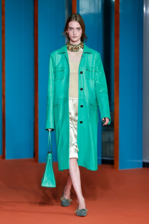 Tory Burch SS27 Was a Masterclass in Color Combinations