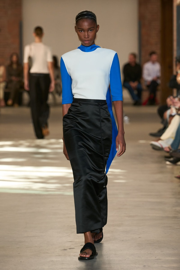 Veronica Leoni Redefines American Minimalism for Calvin Klein Spring 2027